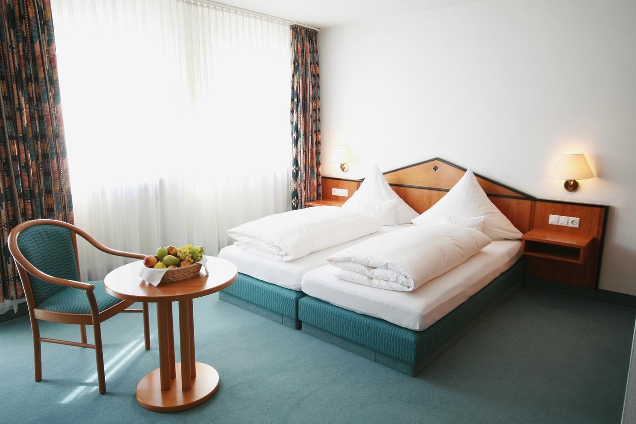 Hotel Posthalter Reichertshofen Exterior photo